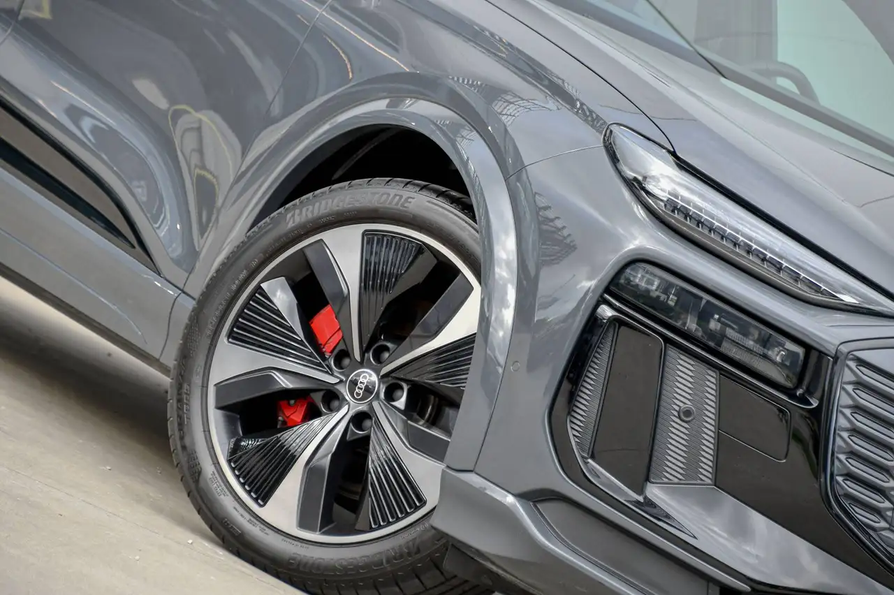 Audi SQ6 e-tron - 7