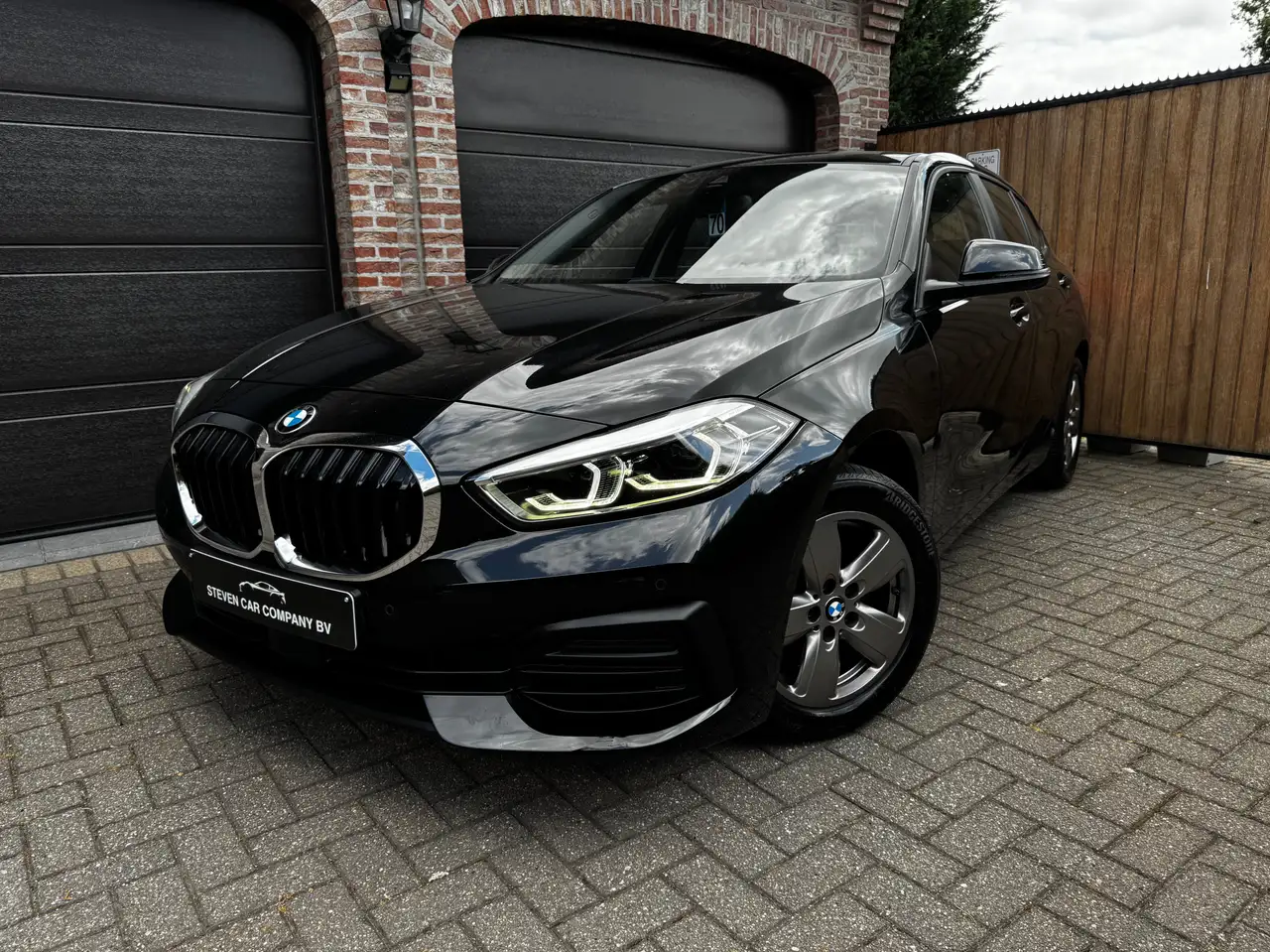BMW 118