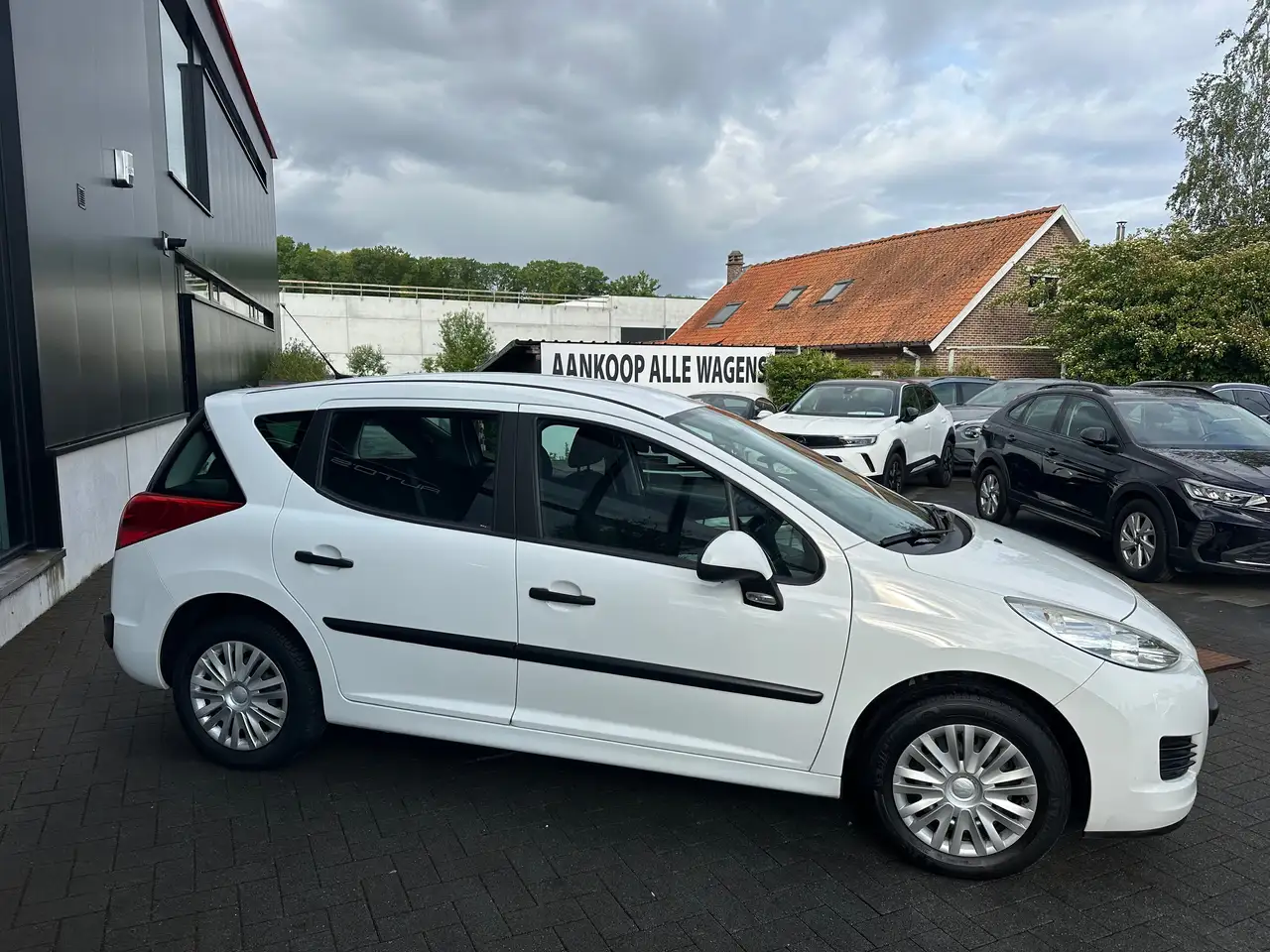 Peugeot 207 - 3