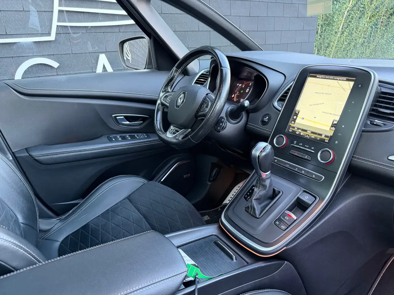 Renault Grand Scenic - 9