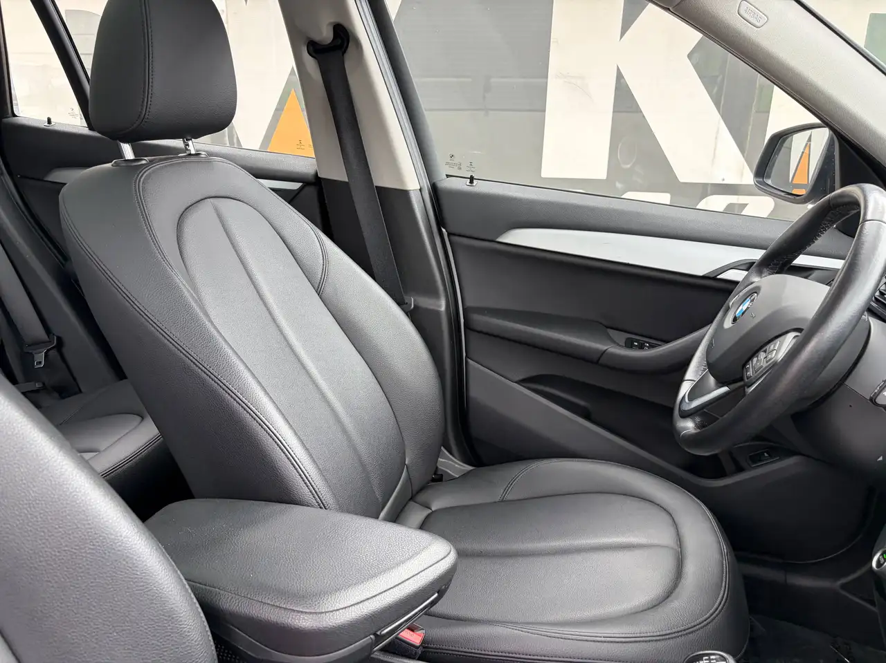 BMW X1 - 11