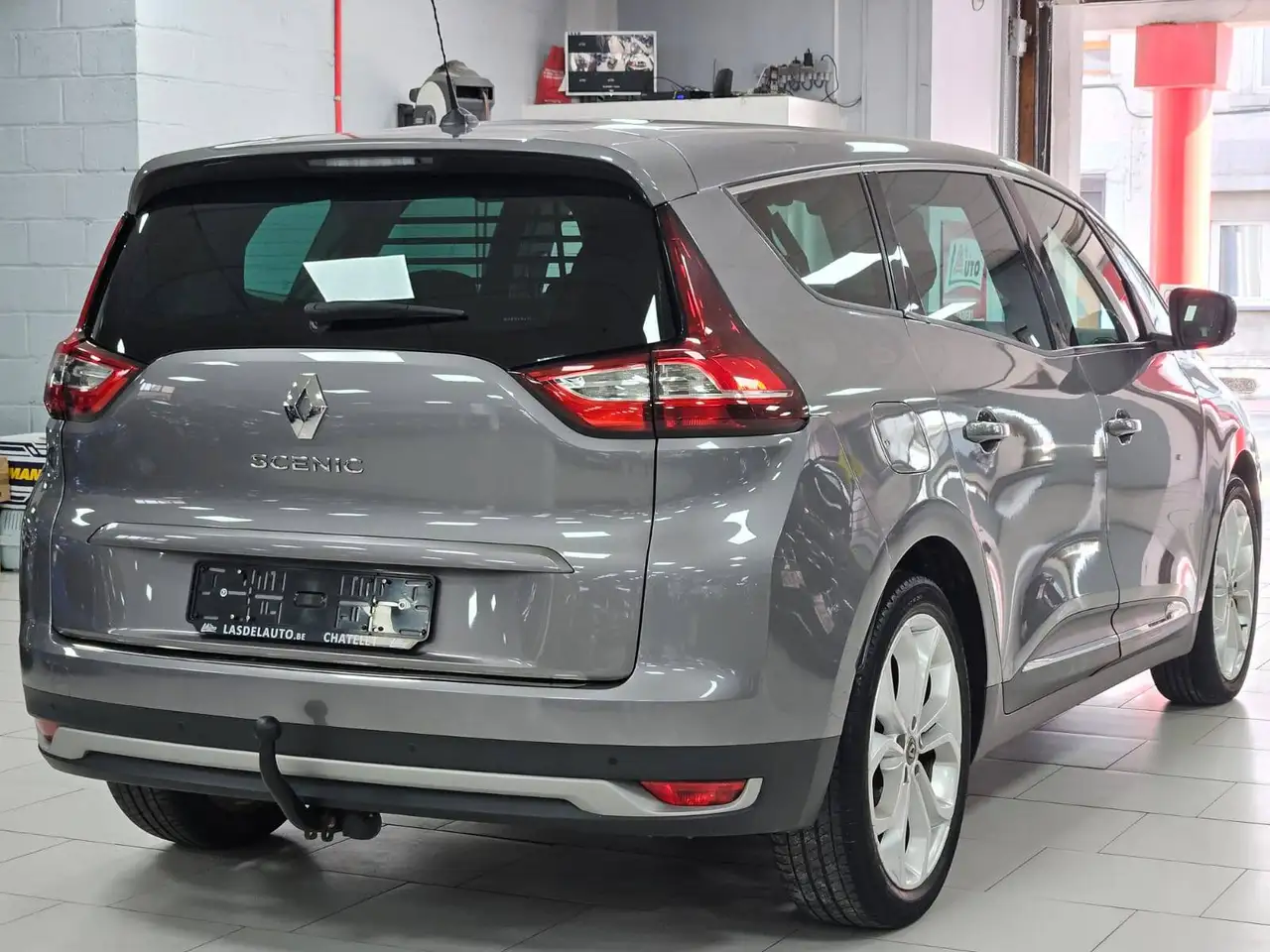 Renault Grand Scenic - 2