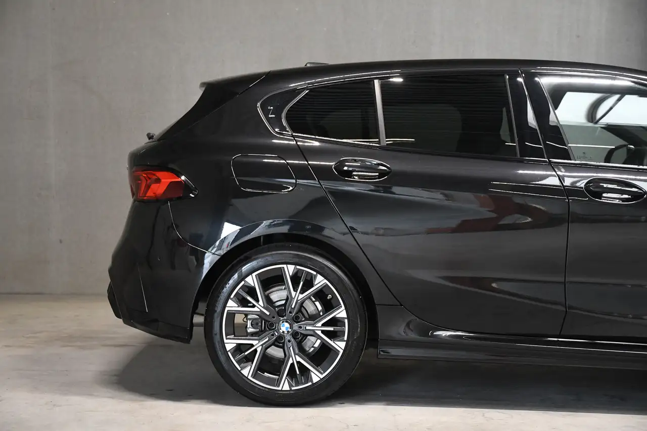 BMW 120 - 12