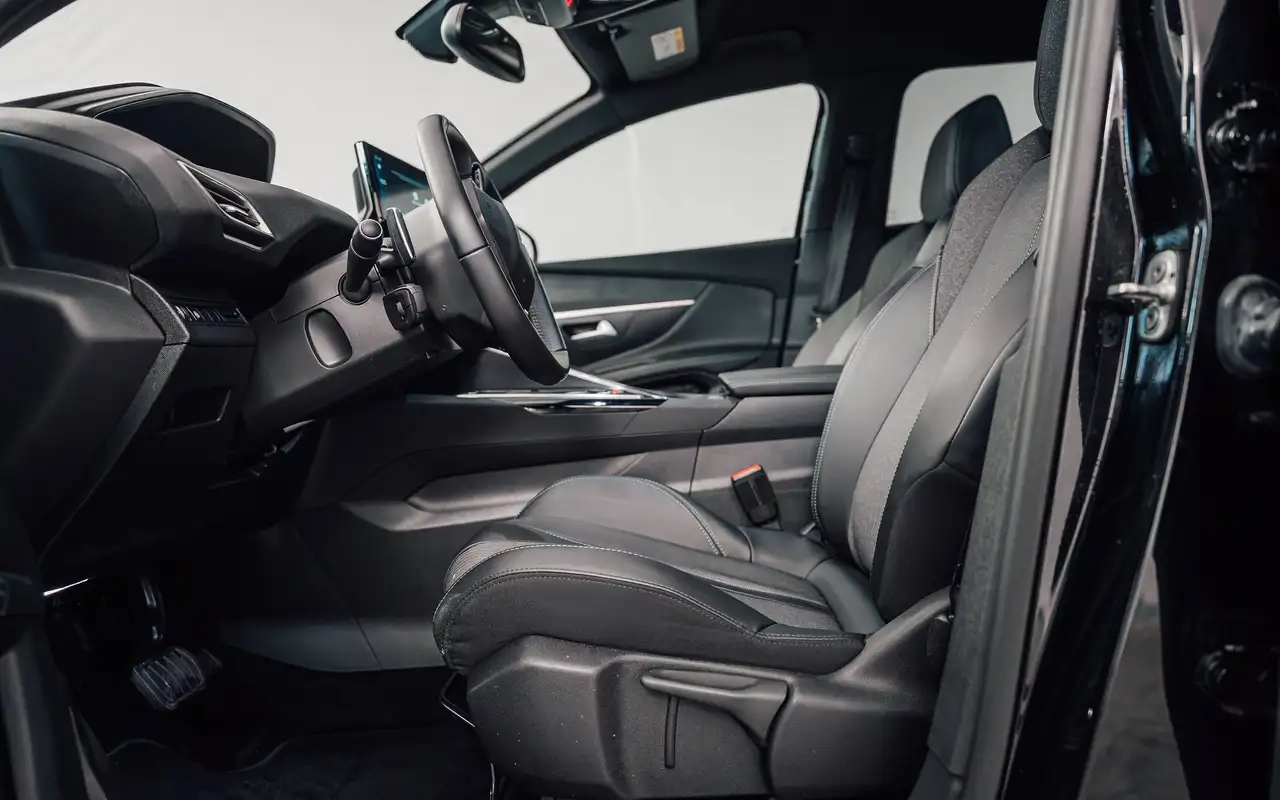 Peugeot 5008 - 12