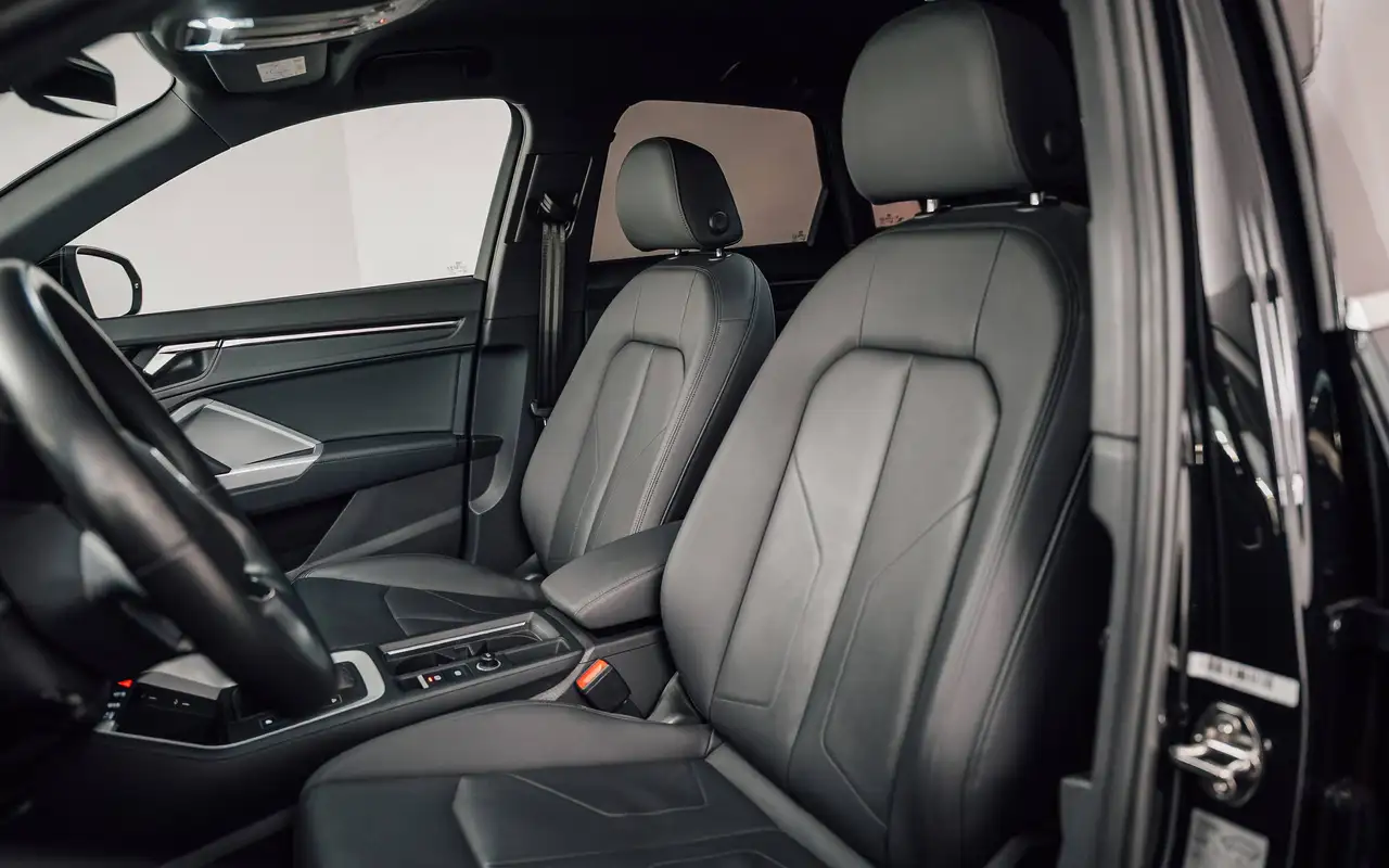Audi Q3 - 10