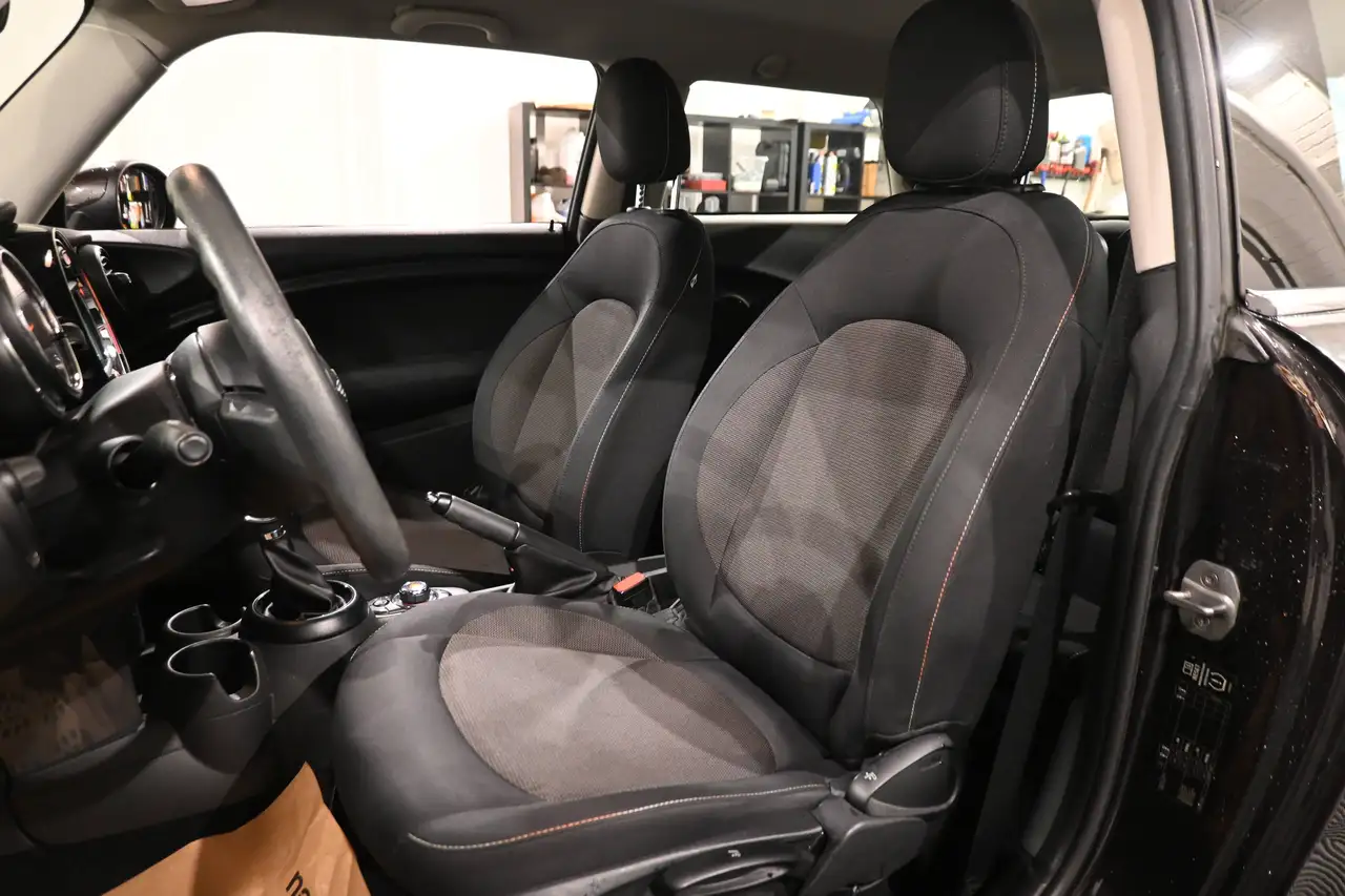MINI Cooper D - 11