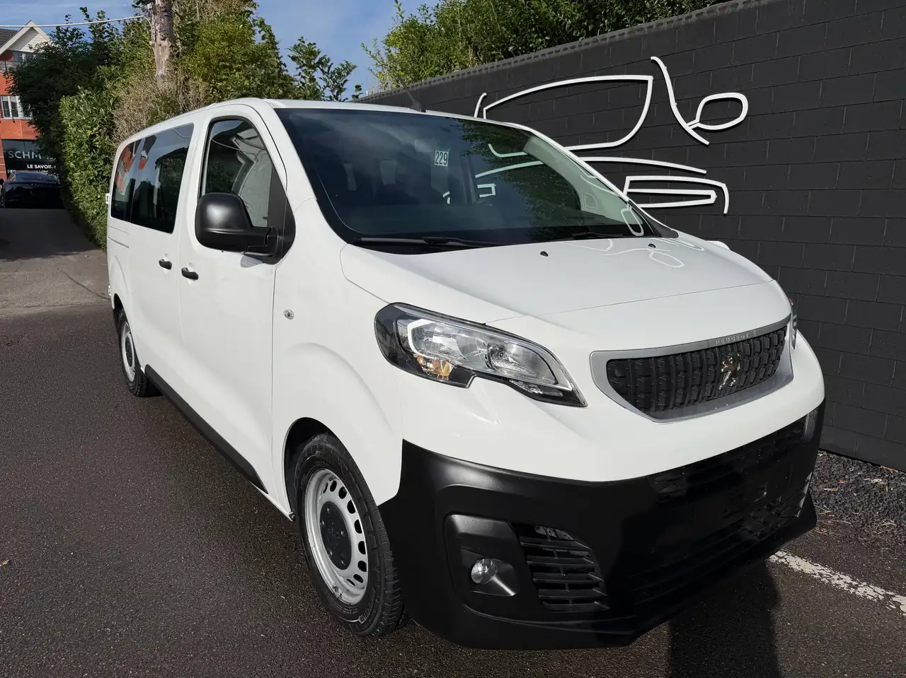 Peugeot Traveller - 6
