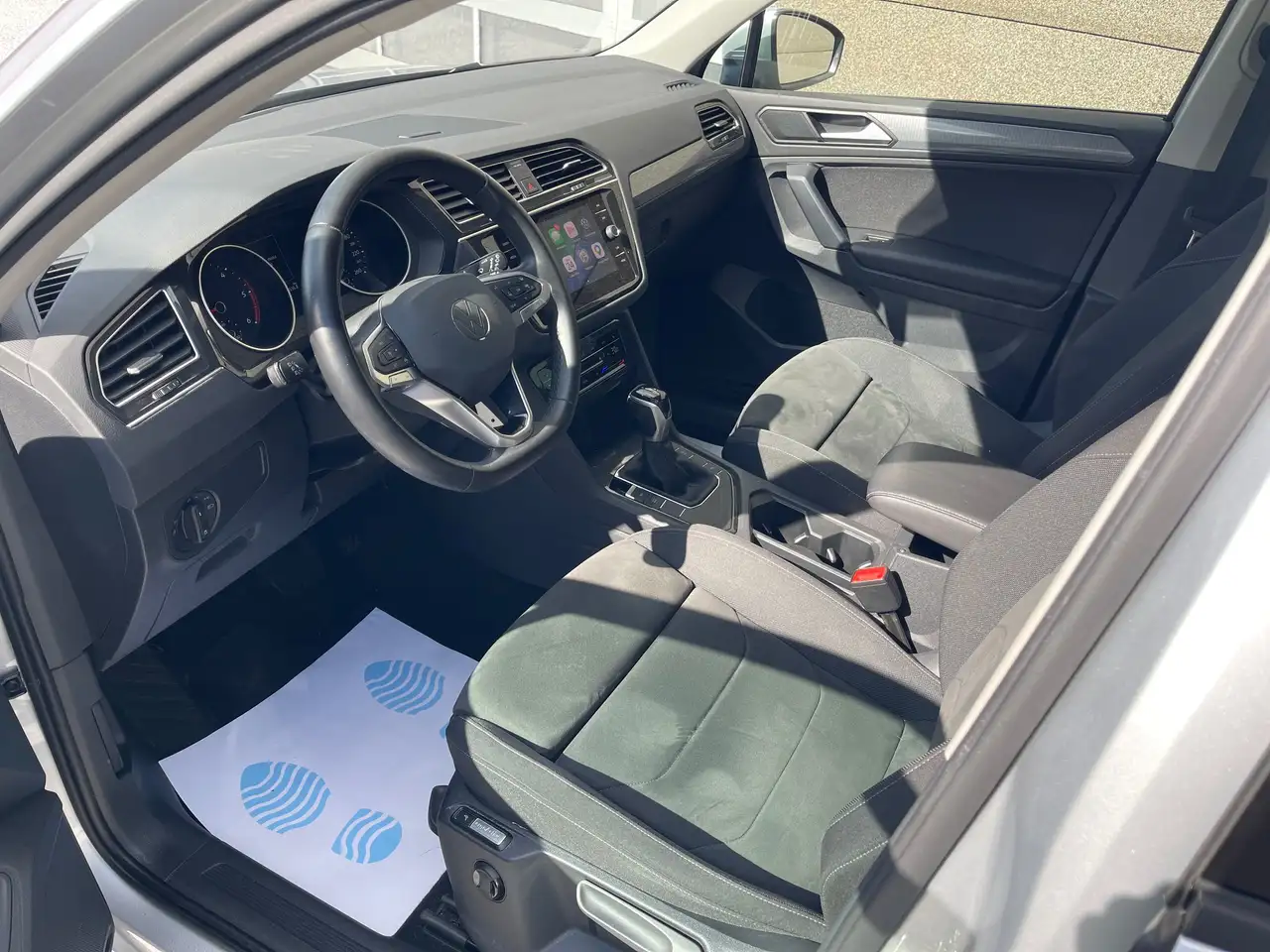 Volkswagen Tiguan - 8