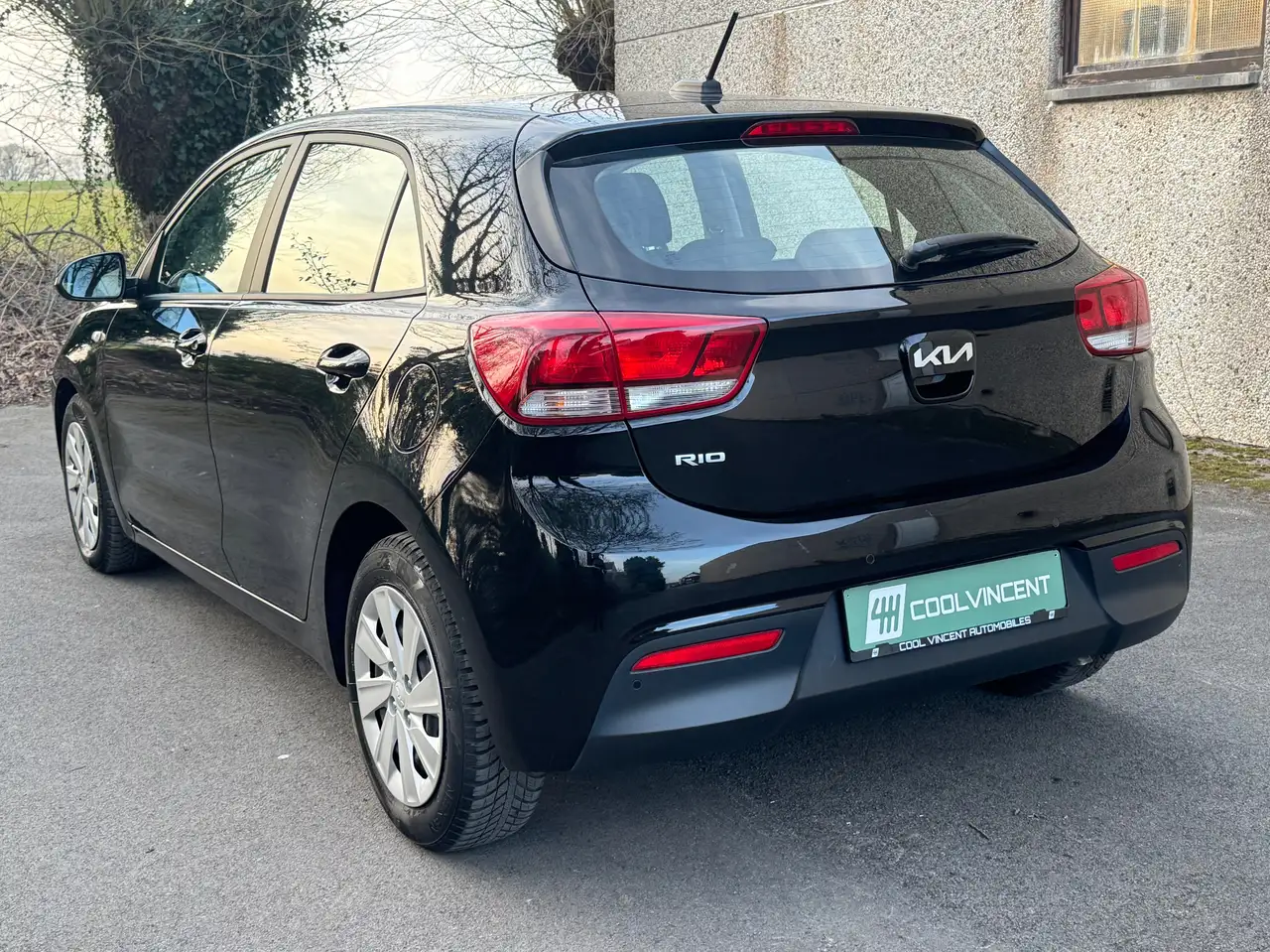 Kia Rio - 4