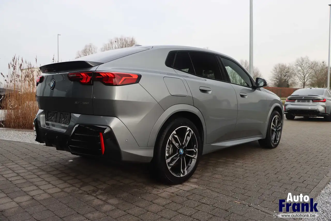 BMW iX2 - 7