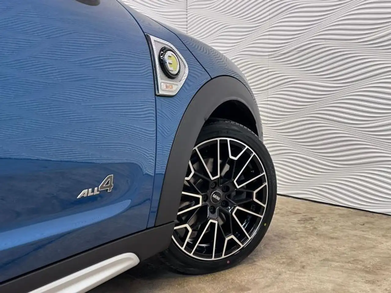 MINI Cooper SE Countryman - 12