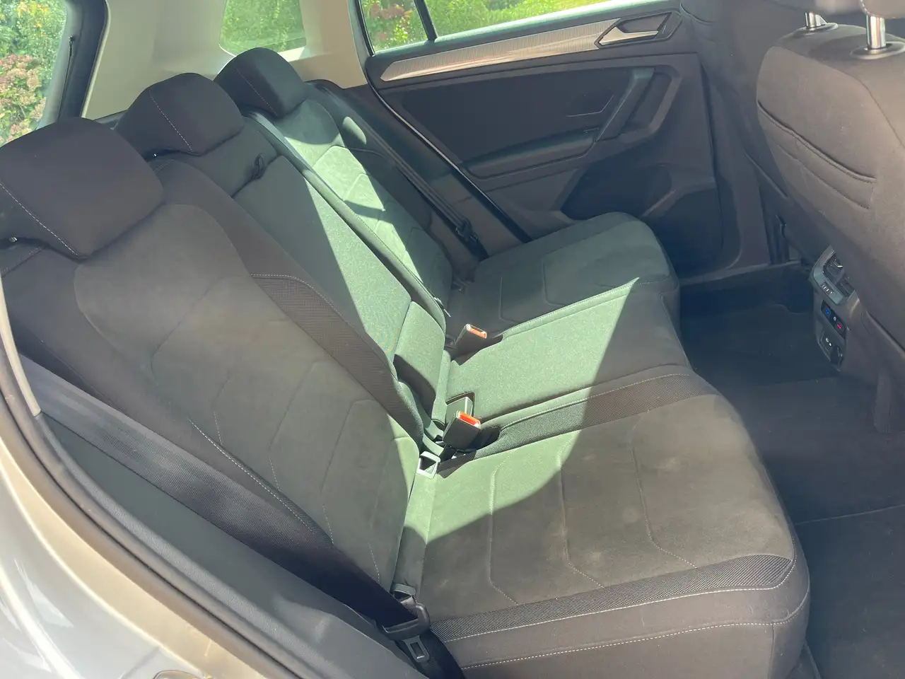 Volkswagen Tiguan - 12