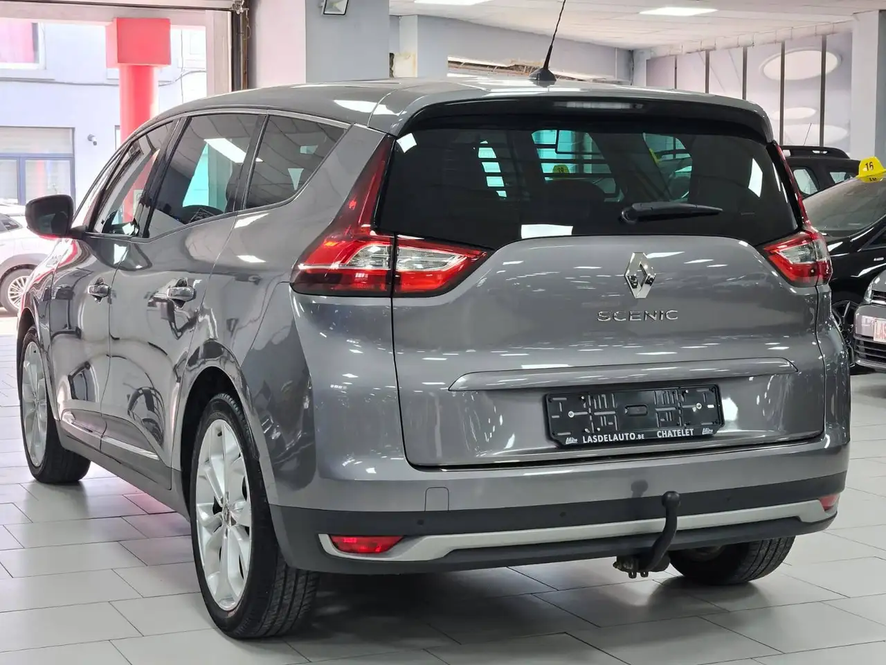 Renault Grand Scenic - 4