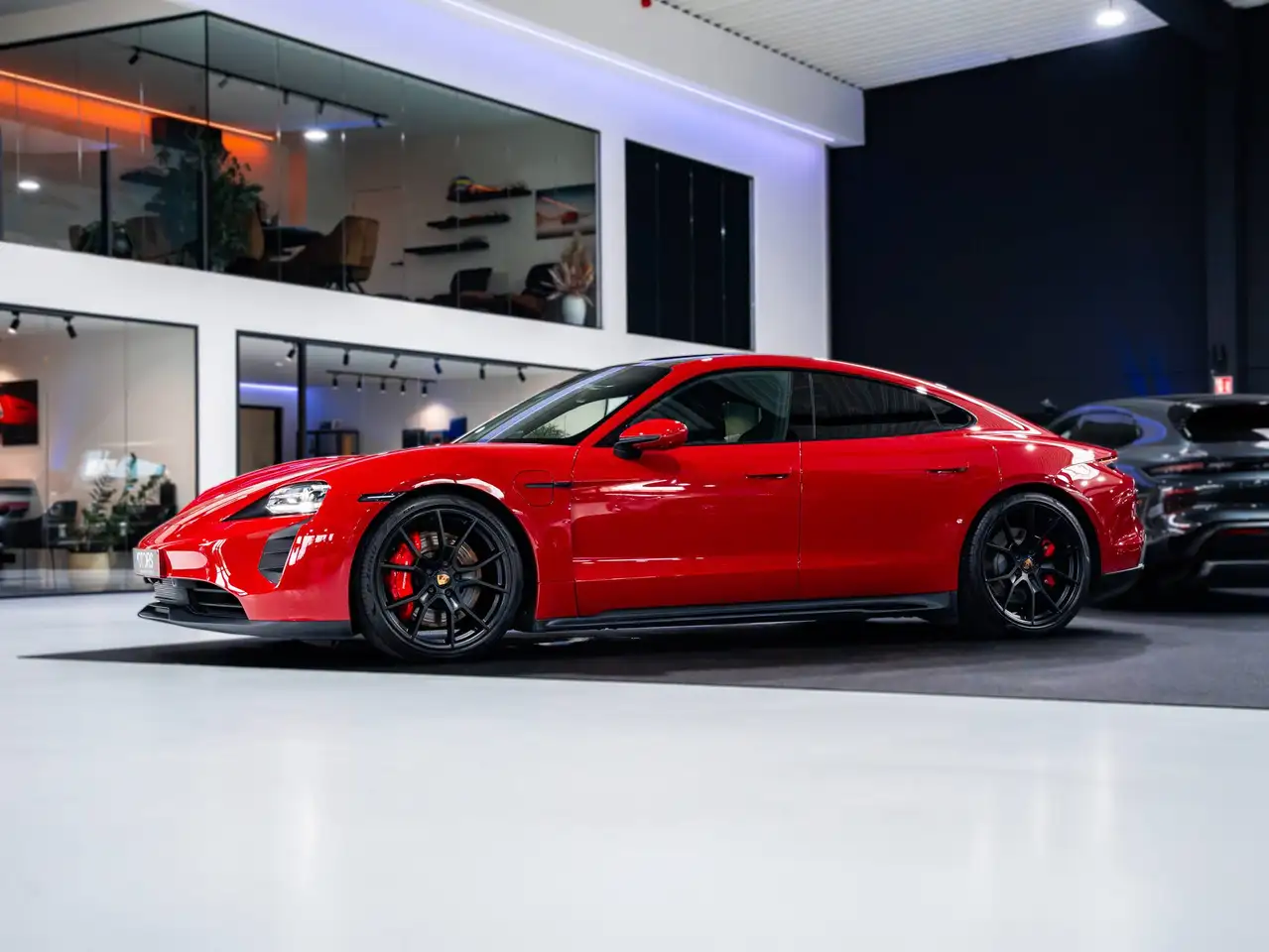 Porsche Taycan - 2