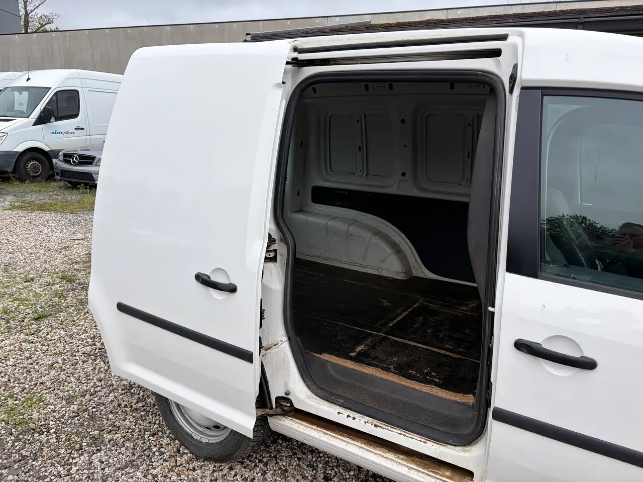 Volkswagen Caddy - 8