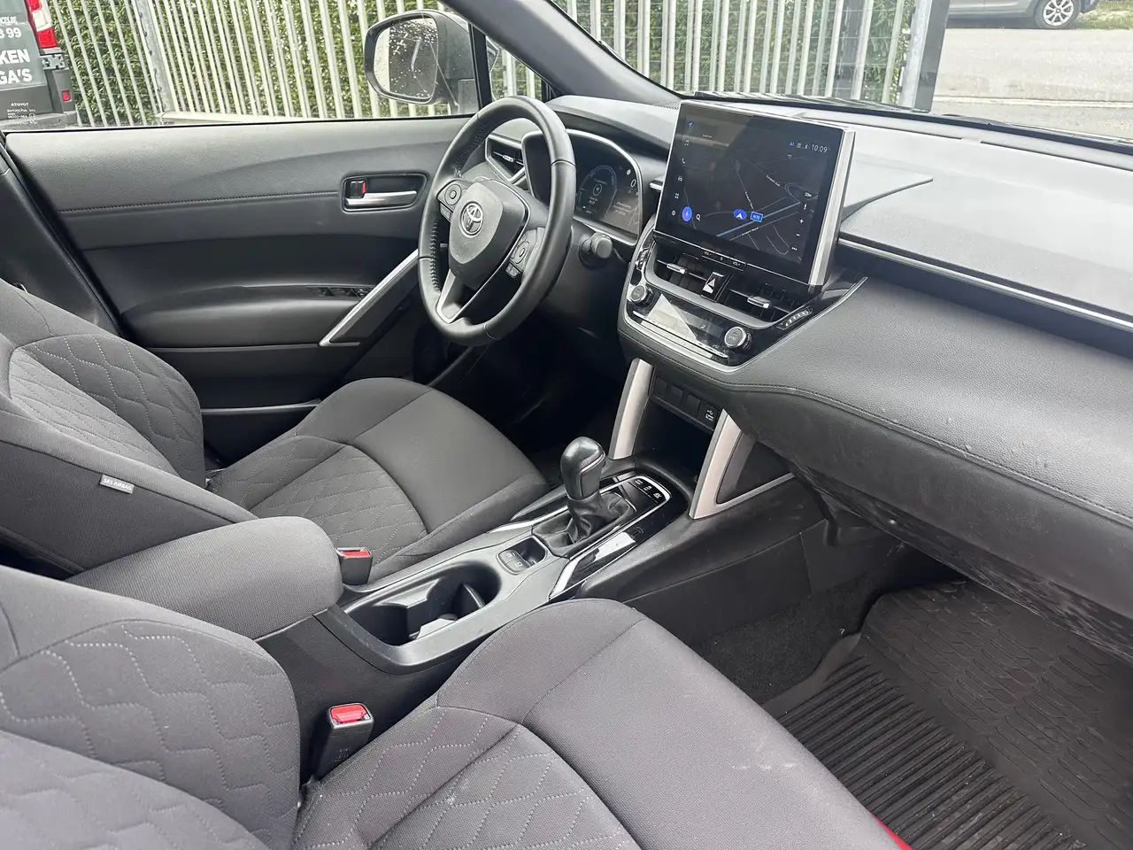 Toyota Corolla Cross - 2