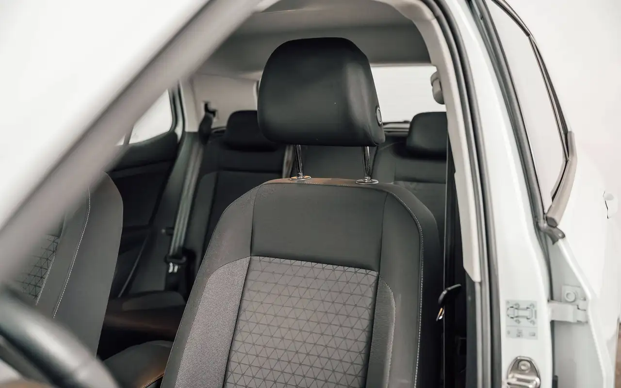 Volkswagen T-Cross - 8