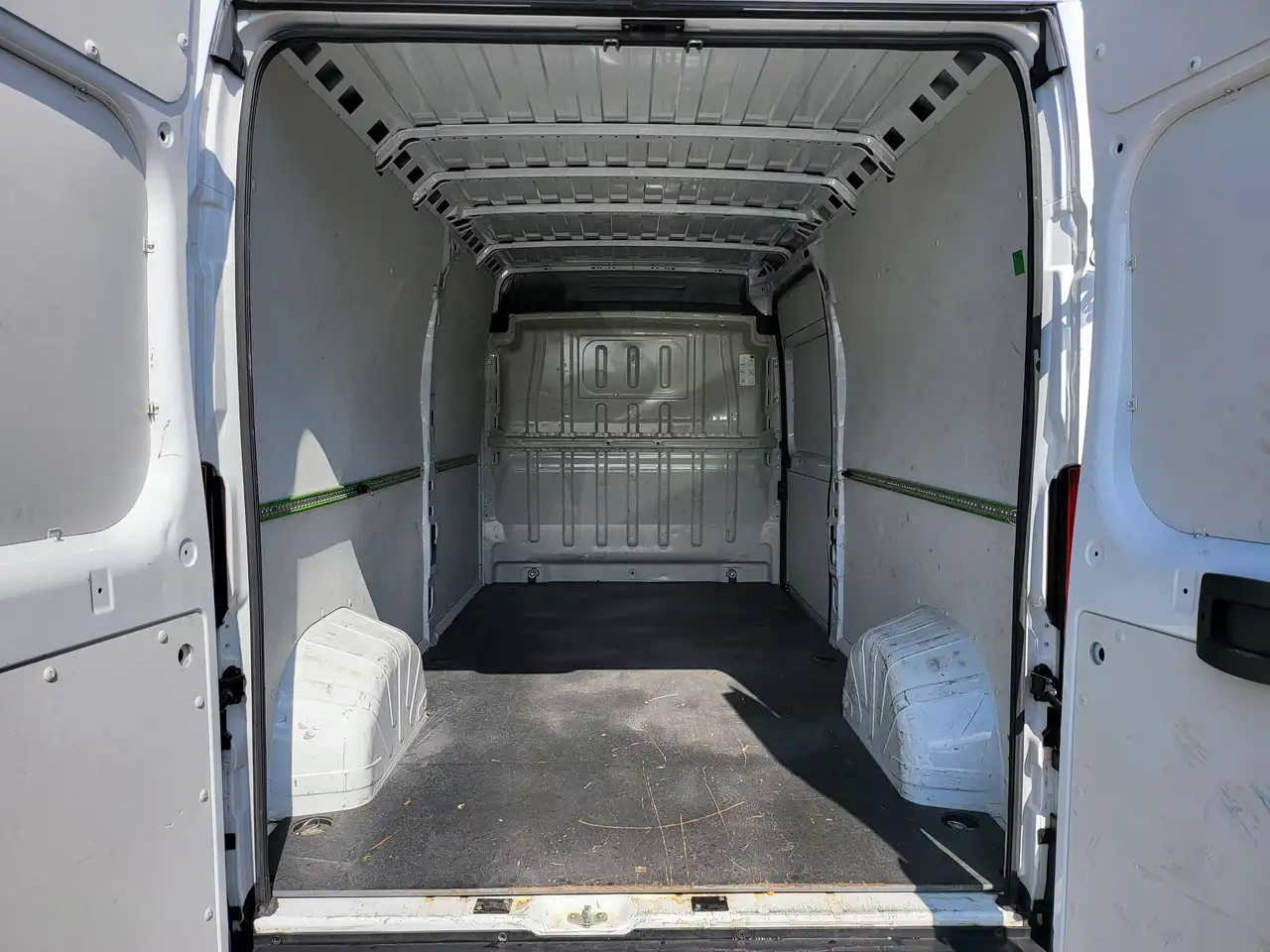 Opel Movano - 10