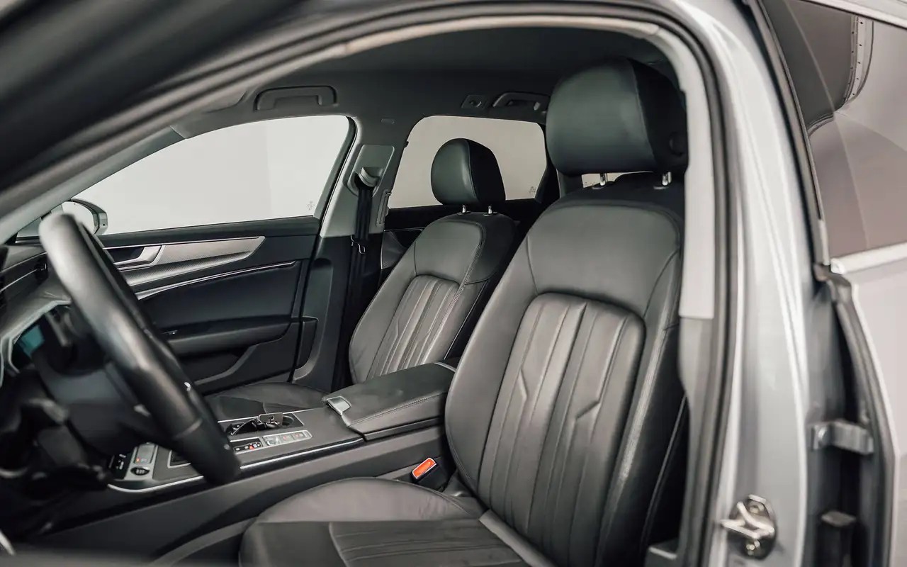 Audi A6 - 12
