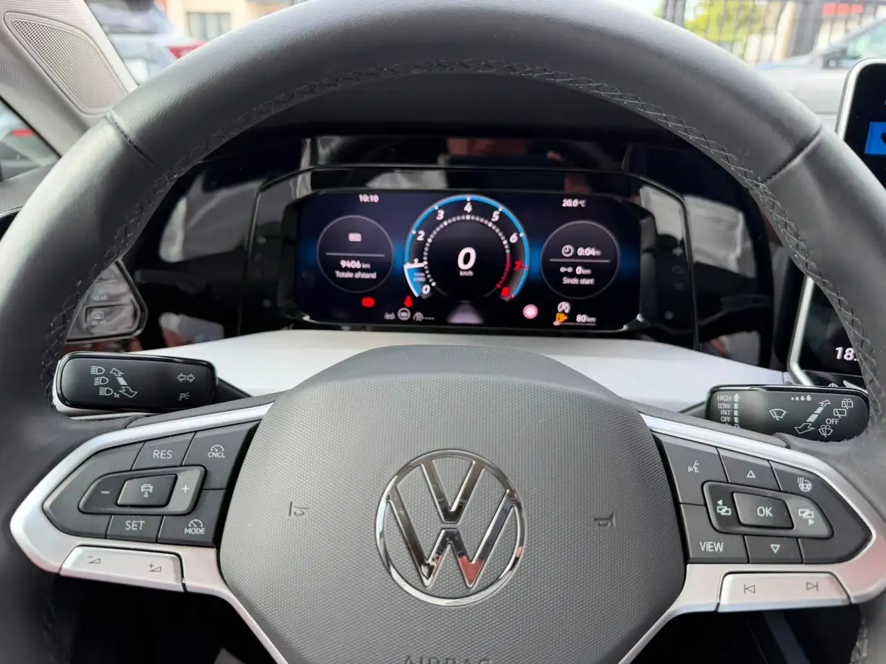 Volkswagen Golf - 9