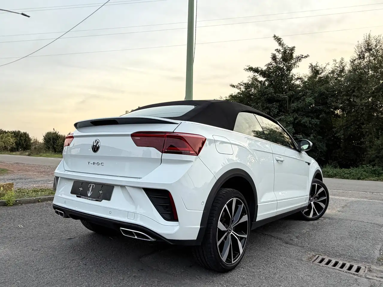 Volkswagen T-Roc - 12