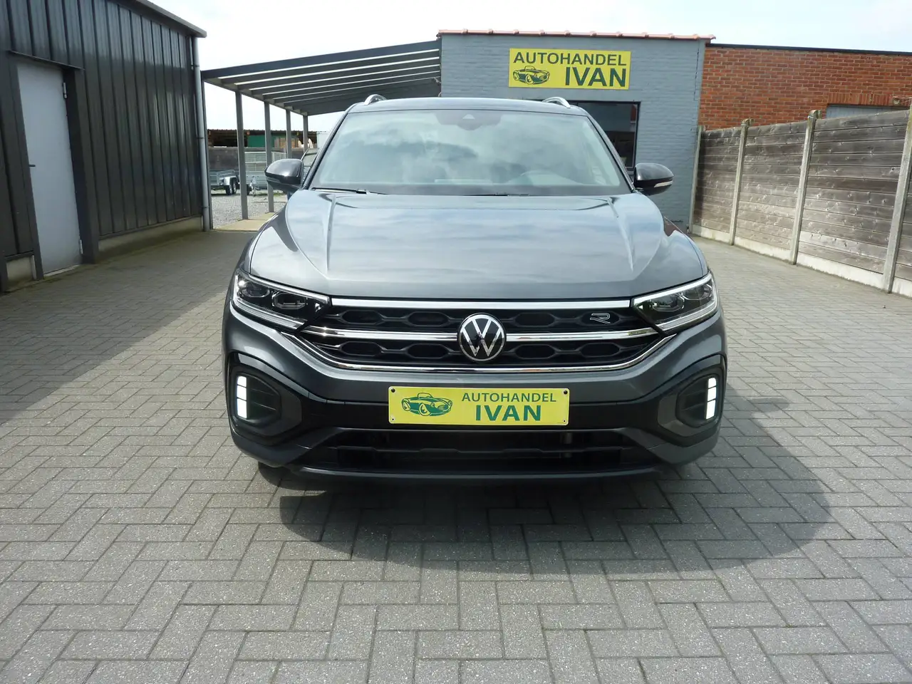 Volkswagen T-Roc - 2