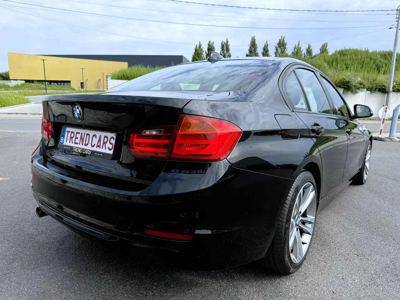 BMW 318 - 6