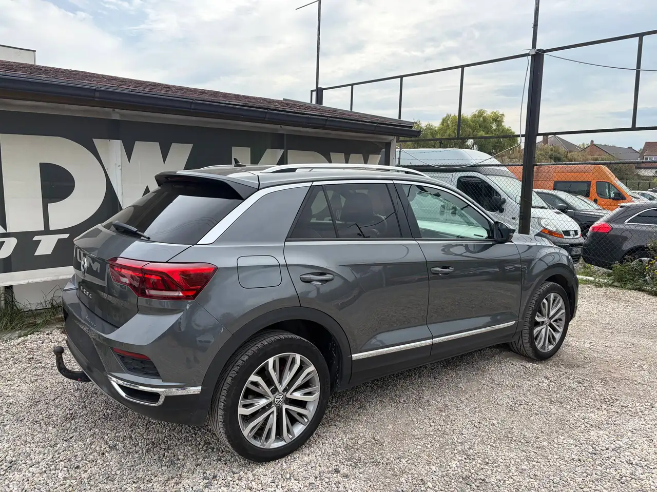 Volkswagen T-Roc - 4