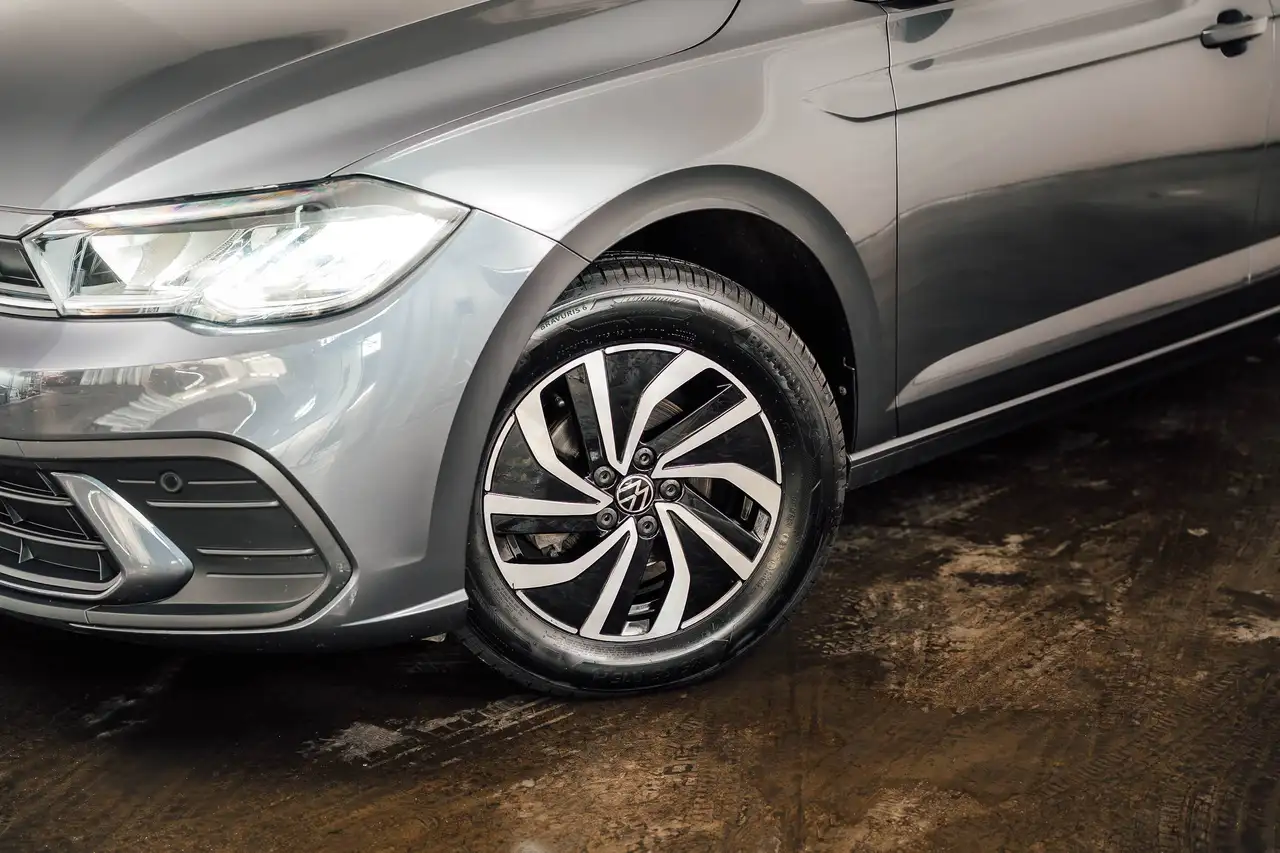 Volkswagen Polo - 6
