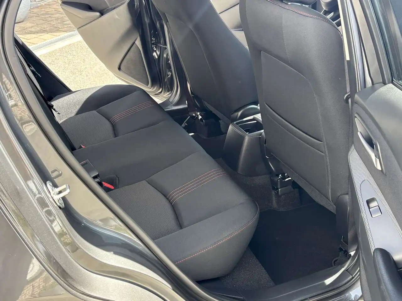 Mazda 2 - 8