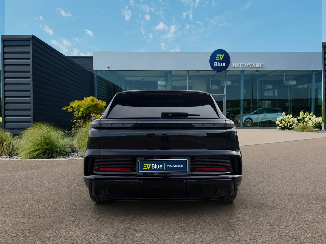 Porsche Cayenne - 4