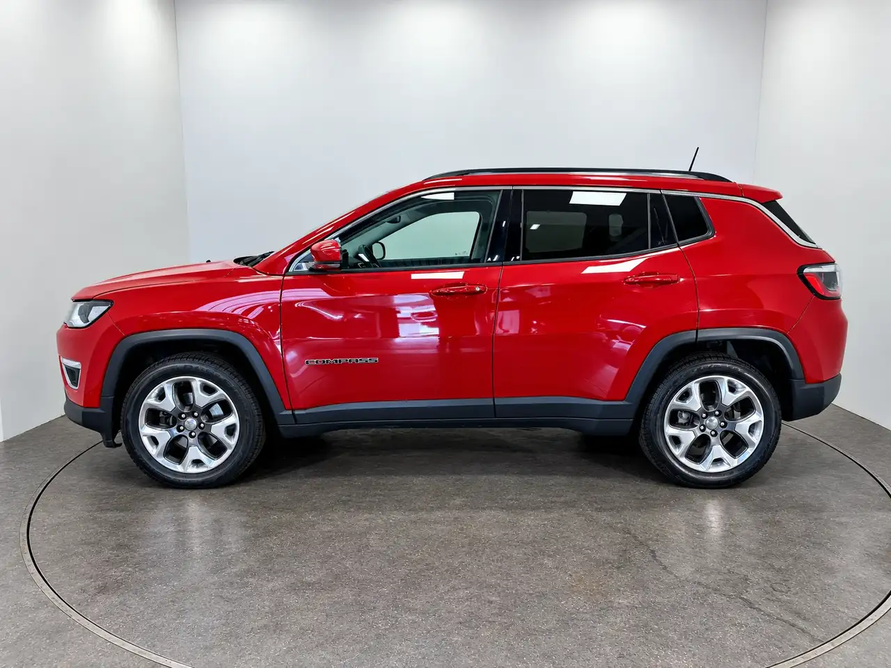 Jeep Compass - 2