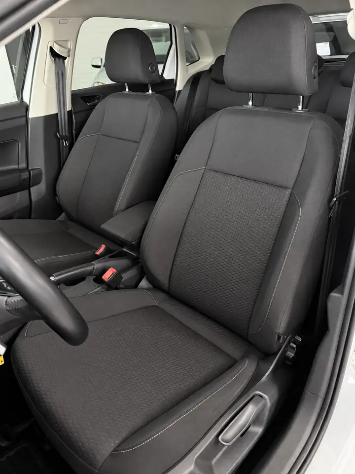 Volkswagen Polo - 9