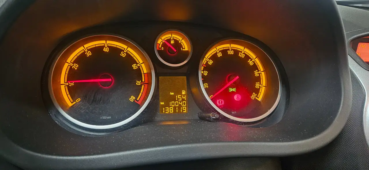 Opel Corsa - 10