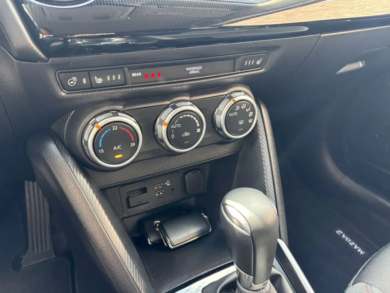 Mazda 2 - 12