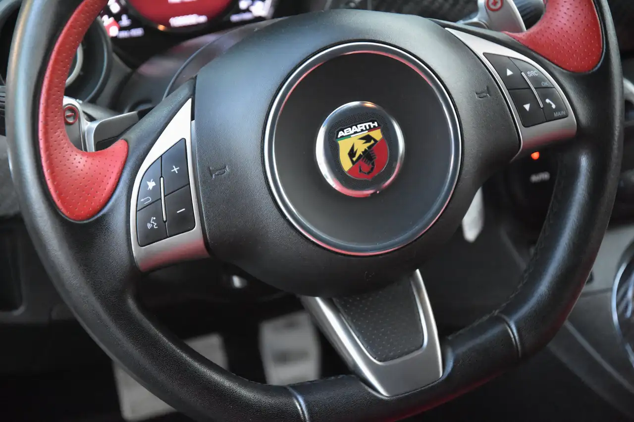 Abarth 595 Competizione - 10
