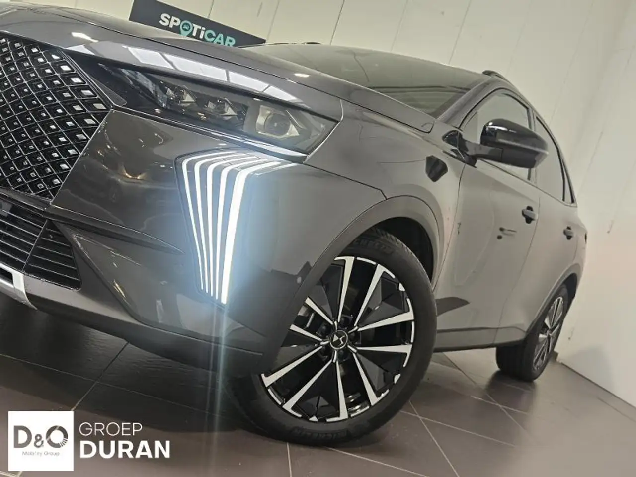 DS Automobiles DS 7 Crossback - 12