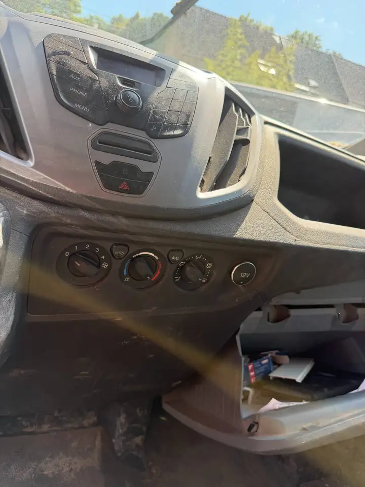Ford Transit - 9