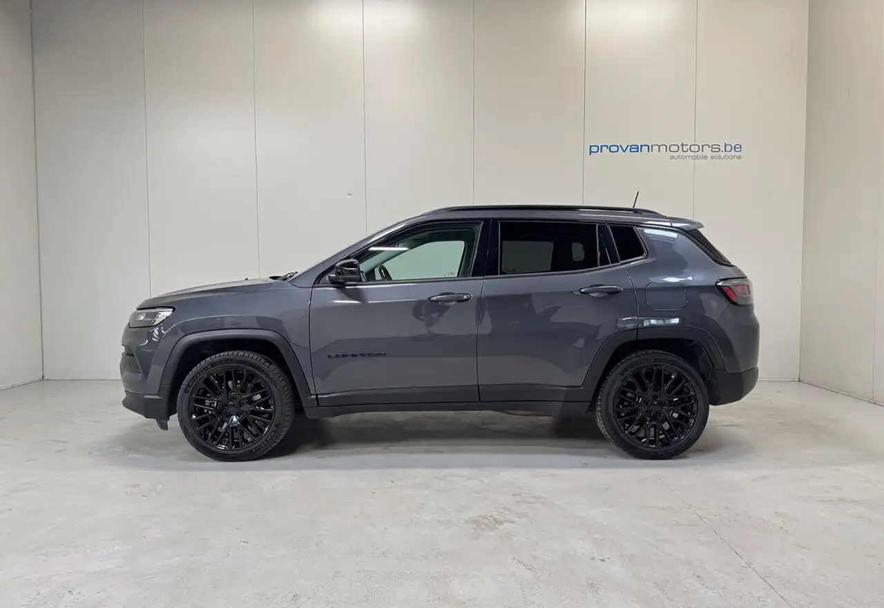 Jeep Compass - 8