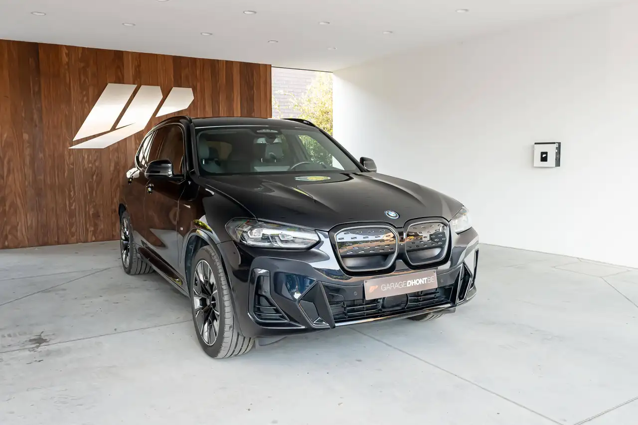 BMW iX3 - 7