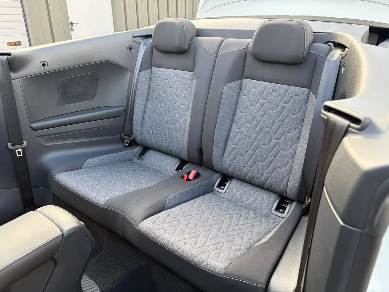 Volkswagen T-Roc - 11
