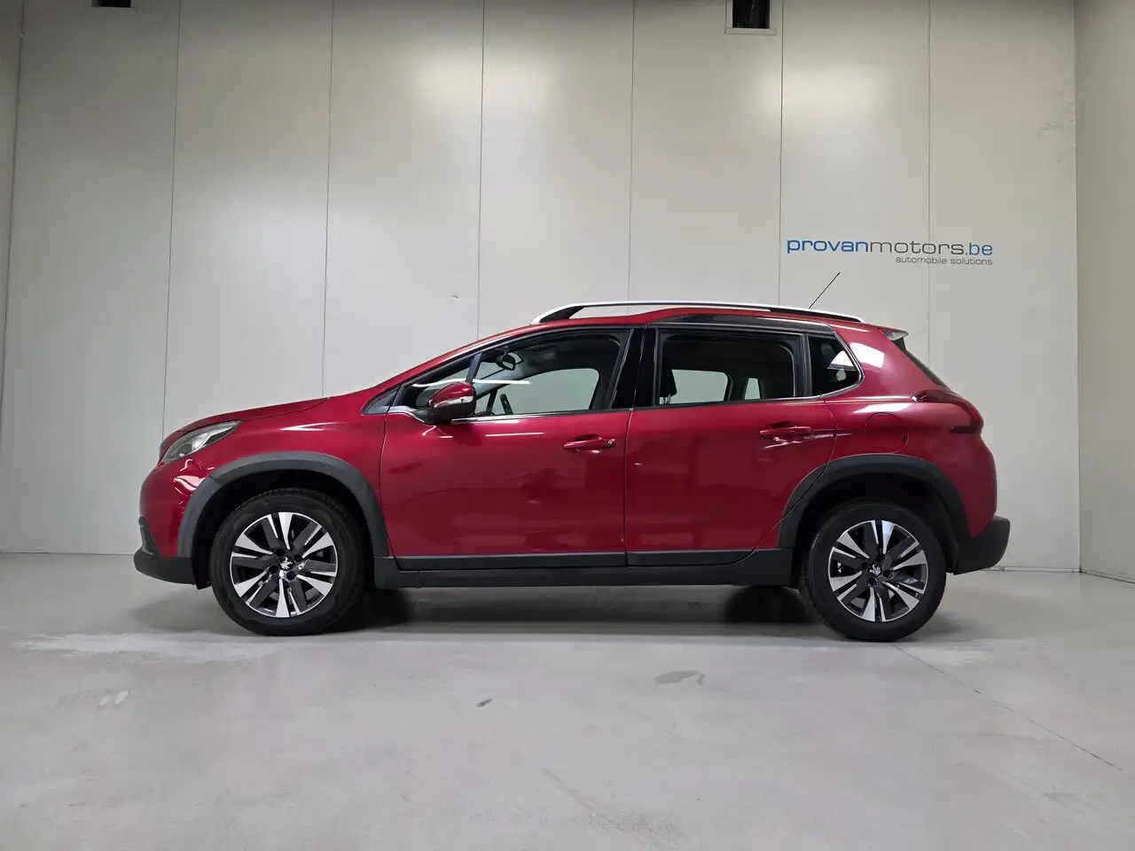 Peugeot 2008 - 8