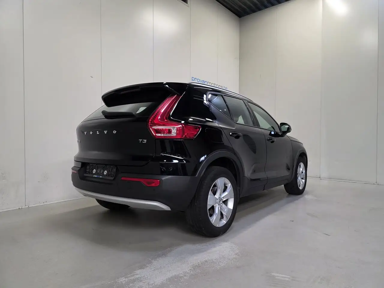 Volvo XC40 - 3