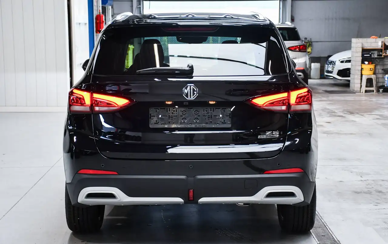 MG ZS - 5
