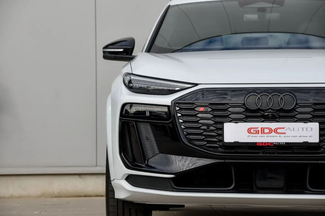 Audi SQ6 e-tron - 4