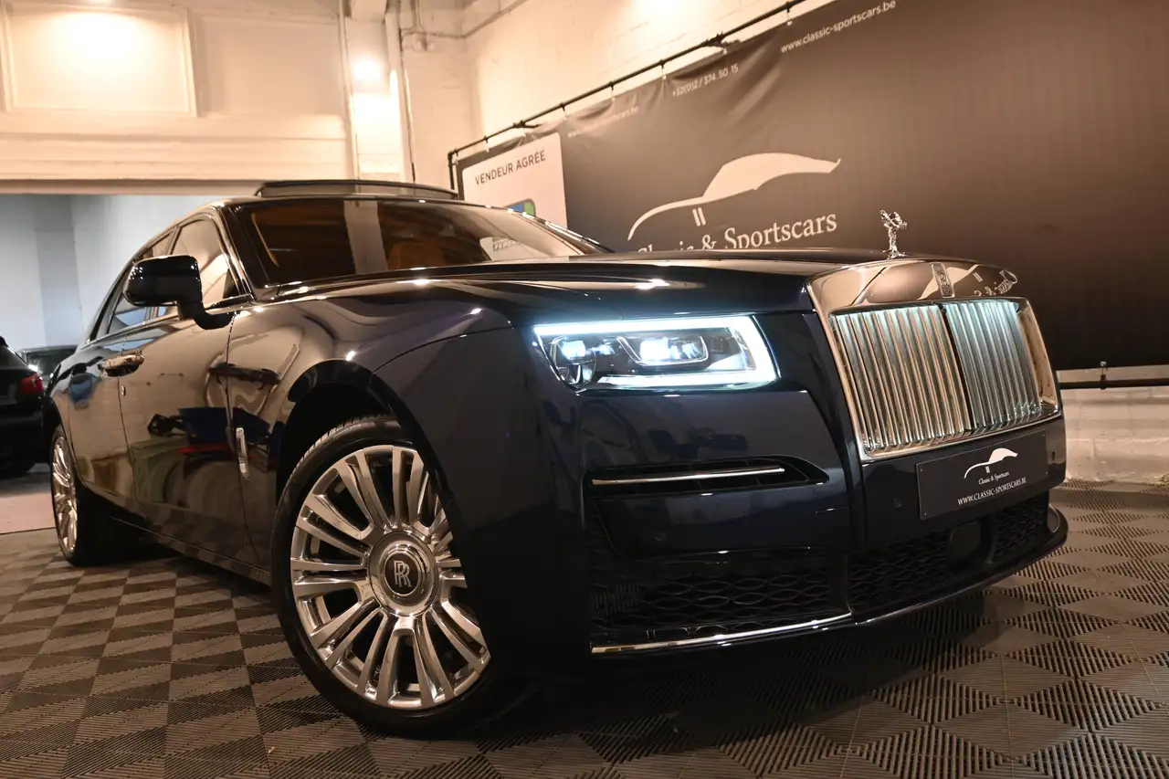 Rolls-Royce Ghost - 2