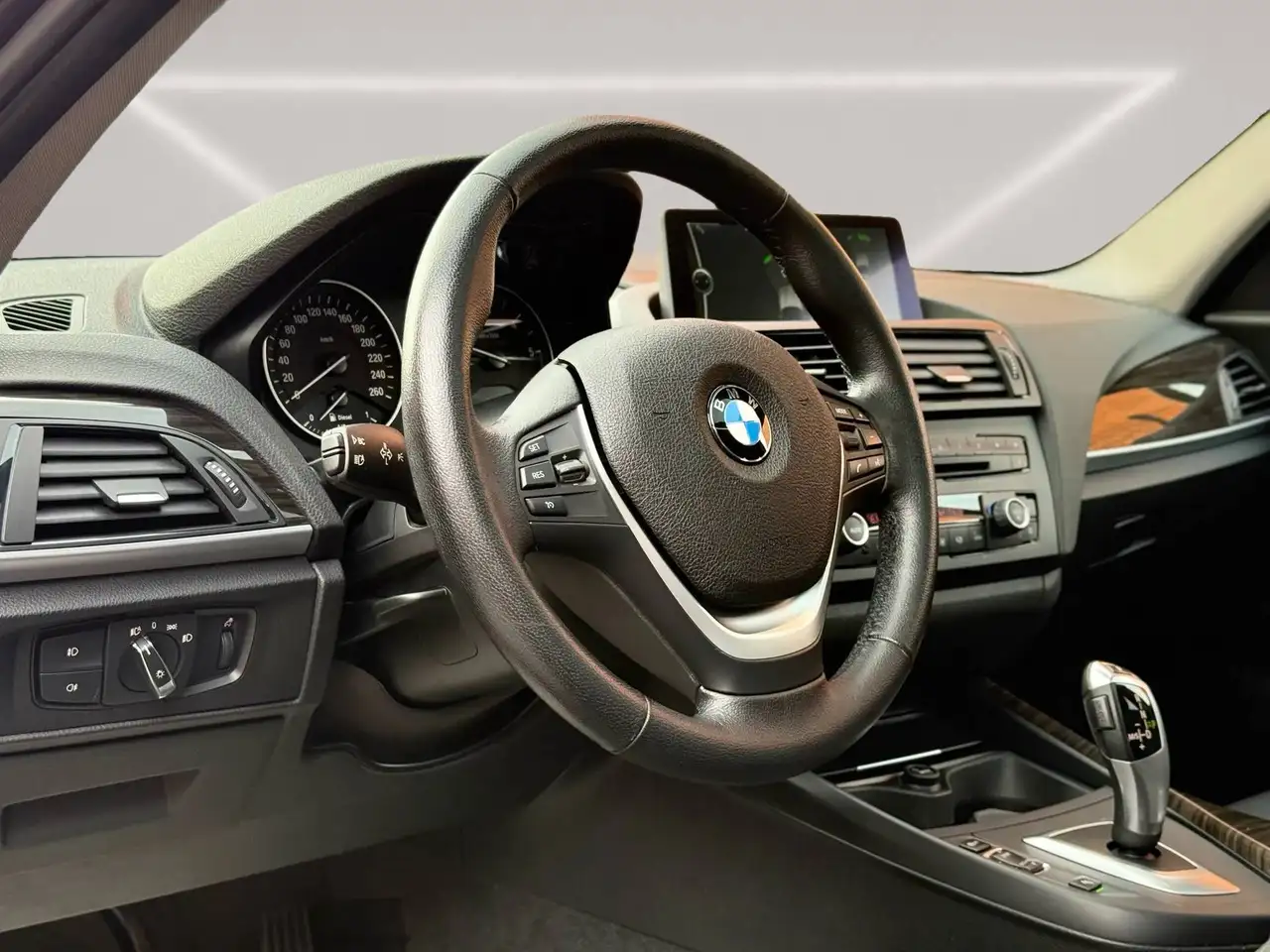 BMW 118 - 10