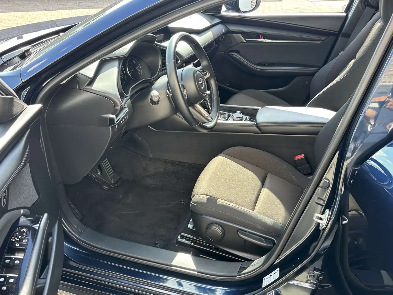 Mazda 3 - 7