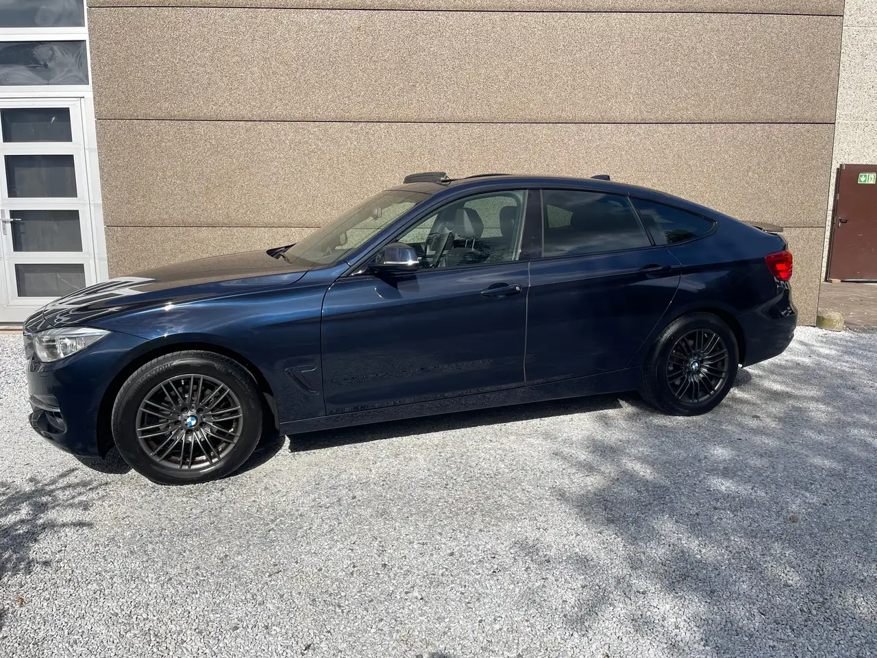 BMW 318 - 3