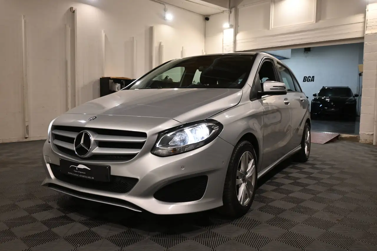 Mercedes-Benz B 180 - 4